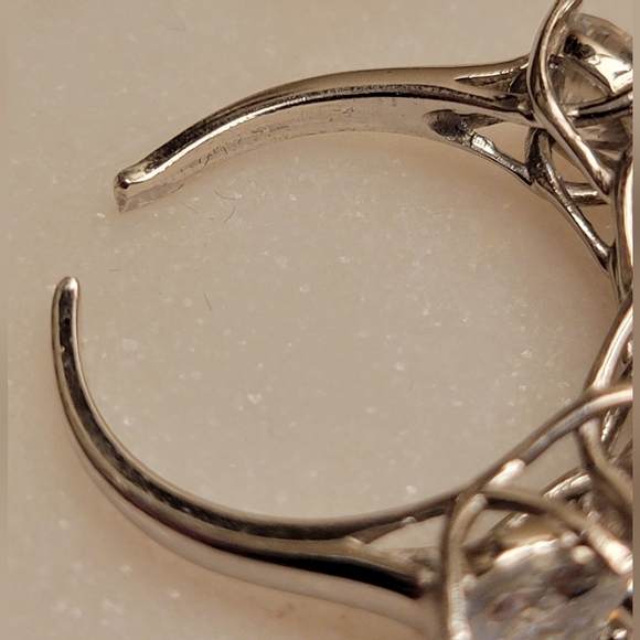 6 Carat Diamond Wedding Rings - Picture 11 of 14